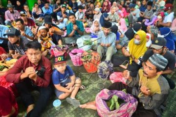 Tradisi Sewu Sempol Jelang Bulan Ramadhan Di Kudus