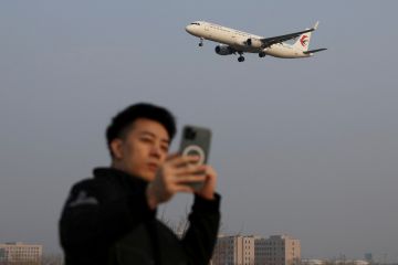 Pesawatnya jatuh, China Eastern bantah pangkas biaya pemeliharaan