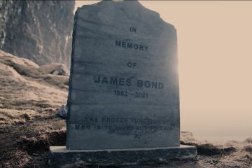 Batu nisan untuk James Bond didirikan di Kepulauan Faroe