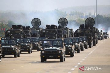 Parade militer Hari Angkatan Bersenjata Myanmar