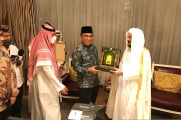 Ketum PBNU dan Menteri Arab Saudi bahas citra Islam dunia