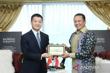 Ketua MPR ajak investor Cina bangun jalan tol Mengwi-Gilimanuk