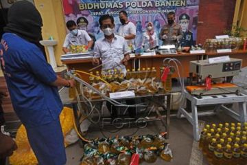 pemalsuan Minyak Goreng Kemasan 
