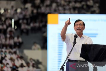 Luhut ungkap perlunya transformasi digital di sektor transportasi