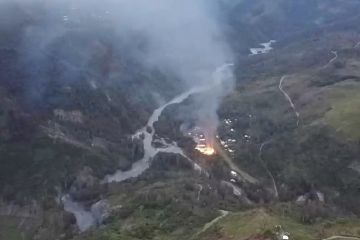 KKB bakar sekolah dan aniaya guru di Hitadipa Intan Jaya