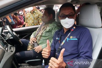 PLN dukung Toyota kembangkan mobil listrik di Indonesia