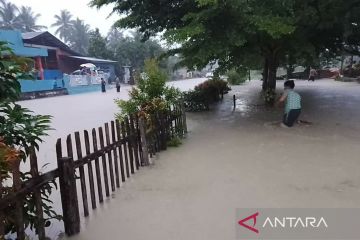 Desa Betalemba Kabupaten Poso diterjang banjir
