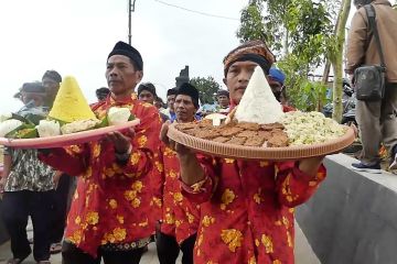 Tradisi among tebal awali musim tanam tembakau