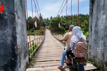 Jembatan gantung penghubung 2 kecamatan di Bireuen alami kerusakan