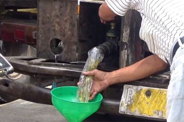 Pemkot Tangerang gelar operasi pasar minyak goreng curah bagi pedagang