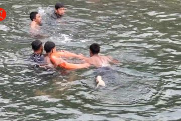 Perwira TNI AL selamatkan 2 remaja tenggelam di Aceh Utara