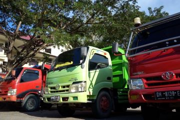 Polda Gorontalo tahan truk bermuatan batu hitam