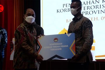 LPSK serahkan kompensasi untuk anggota Polri korban terorisme di Aceh