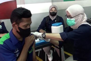 Vaksinasi lampaui target, Bandung penuhi syarat akhiri pandemi