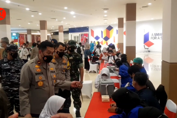 Wakapolda  Jabar tinjau vaksinasi anak di Cirebon