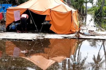 Terdampak banjir, imigran Rohingya di Aceh dievakuasi ke rumah warga