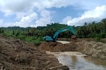 Pemkab Parigi Moutong lakukan normalisasi sungai pascabanjir