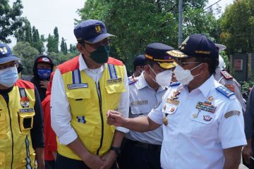 Dirjen Perhubungan Darat tinjau perbaikan Jembatan Ngaglik Lamongan