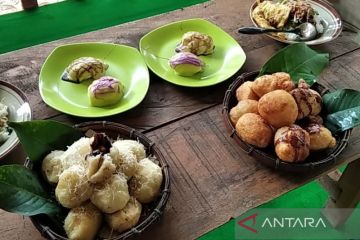 Getuk nyimut hingga satai kerbau jadi menu andalan buka puasa di Kudus