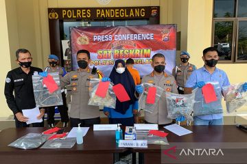 Polres Pandeglang tangkap tersangka pemilik bom ikan yang meledak