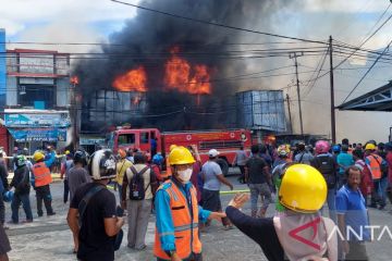 Kebakaran di Timika hanguskan enam bangunan
