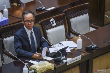 Bamsoet: Calon Dewan Komisioner OJK punya tanggung jawab besar