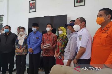 Anggota Komisi V DPR RI cek kesiapan pelayanan mudik di Solo