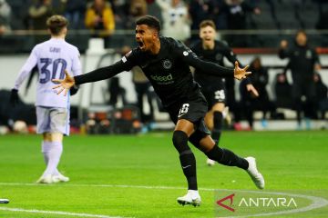 Frankfurt gasak Bayern Muenchen 5-1