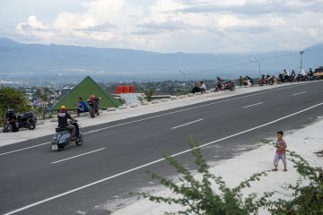 Ngabuburit di Perbukitan Huntap Duyu