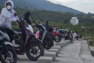 Ngabuburit di Perbukitan Huntap Duyu