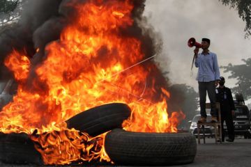 Unjuk rasa menolak penundaan Pemilu 2024