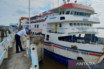 Kapal penyeberangan Pelabuhan TAA-Tanjung Kalian dipastikan aman