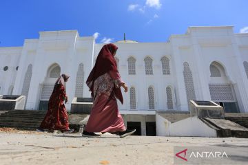 Pembangunan masjid Giok di Nagan Raya