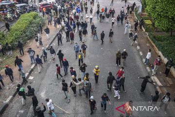 Unjuk rasa di Jakarta ricuh