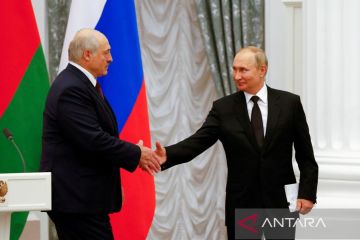 Putin akan bertemu Presiden Belarus Lukashenko, bahas Ukraina