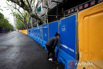 COVID-19 melonjak, Shanghai tindak tegas pelanggar aturan penguncian