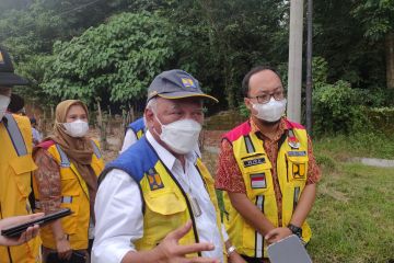 Kementerian PUPR kerahkan tiga tim tutup lubang di Jalinsum