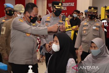 Capaian vaksinasi tinggi, Kapolda Jabar apresiasi warga Kota Sukabumi