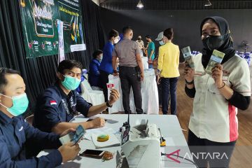 Tujuh bank layani penukaran uang di Serambi Rupiah Ramadhan Jember