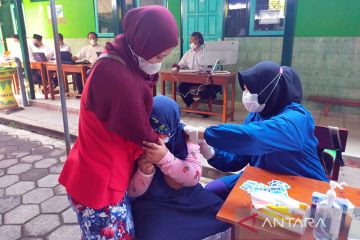 Kemenag Kulon Progo vaksinasi COVID-19 di Ponpes Nurul Quran Hargorejo