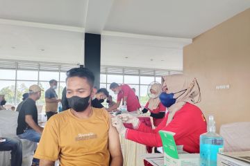 Gerai vaksinasi rest area JTTS Lampung mulai beroperasi