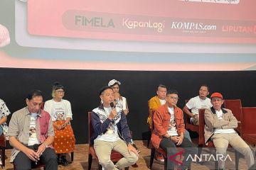 Alasan Ernest Prakasa pilih Muhadkly sutradarai "Gara Gara Warisan"