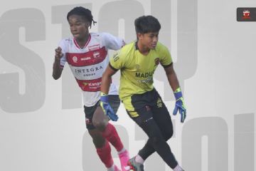 Madura United pertahankan dua pemain muda