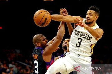 Pelicans jungkalkan Suns demi imbangi seri playoff 1-1
