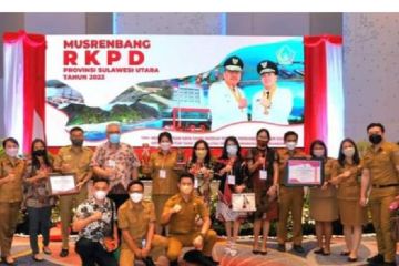 Terbaik I PPD 2022 di Sulut, Sitaro terima piagam penghargaan