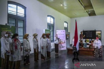 Upacara peringatan Hari Kartini di eks Gedung Stovia