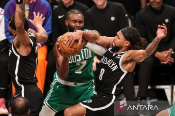 Celtics vs Bucks: Mampukah Antetokounmpo membendung Tatum dkk?