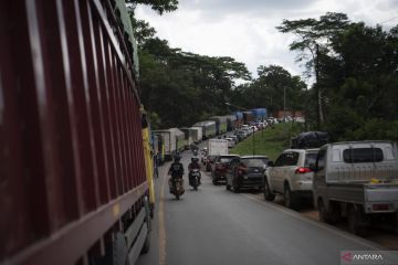 Jalintim Palembang-Jambi Macet