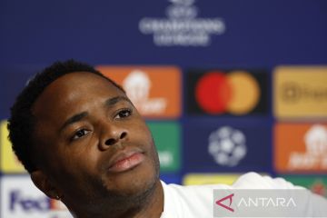 Chelsea terus jalin komunikasi dengan Man City soal Raheem Sterling