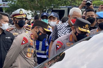 Kapolri susuri Tol Kalikangkung pantau kondisi pemudik